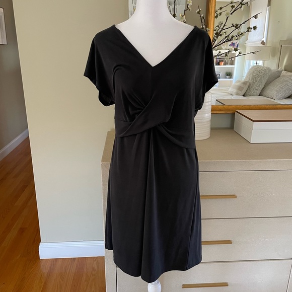 Double Zero twist front dress - Picture 2 of 4